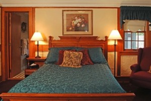 Punderson-Manor-Bedroom